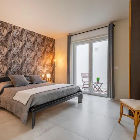 Villa Musa - Your Exclusive Stay In Bari Exterior photo
